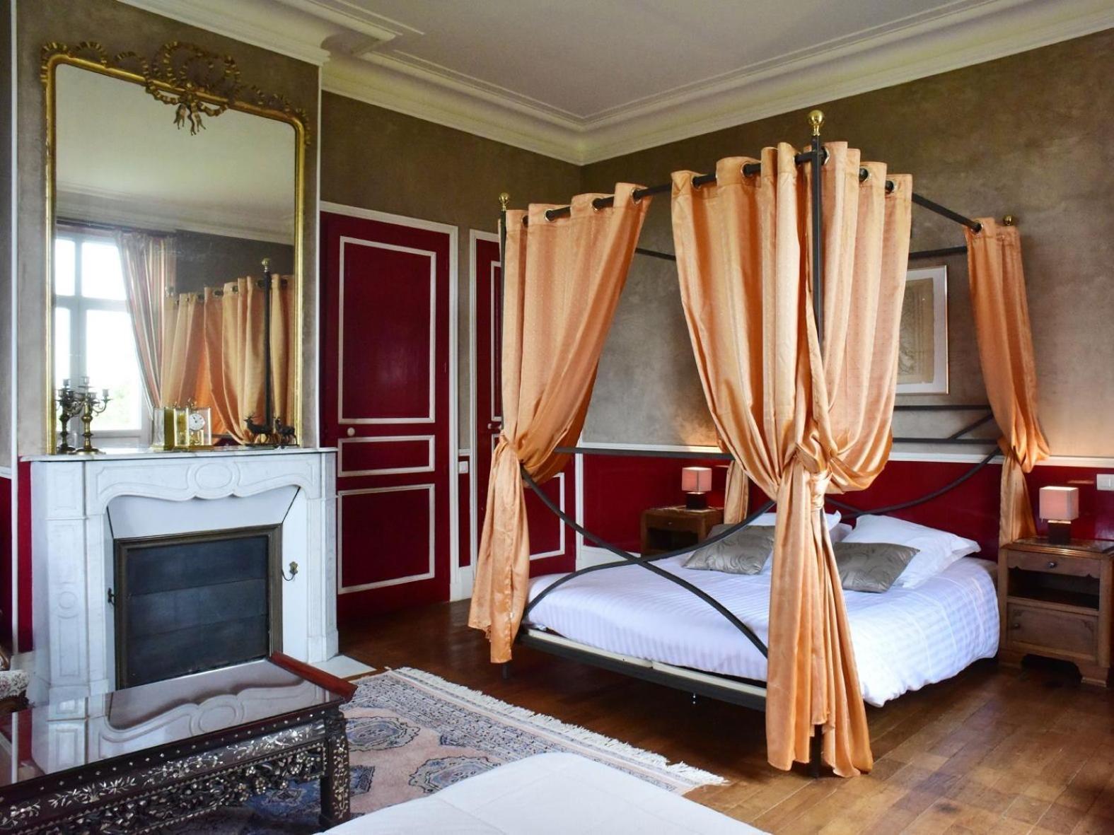 Chateau De Saint-Antoine ボナック・ラ・コート 部屋 写真